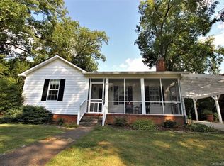 4 Smith St, York, SC 29745
