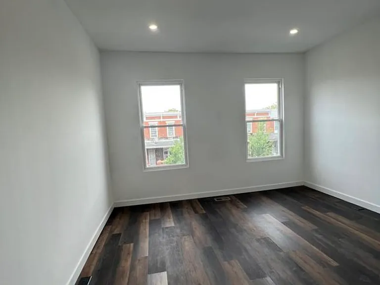 614 N Ellwood Ave — Photo 9
