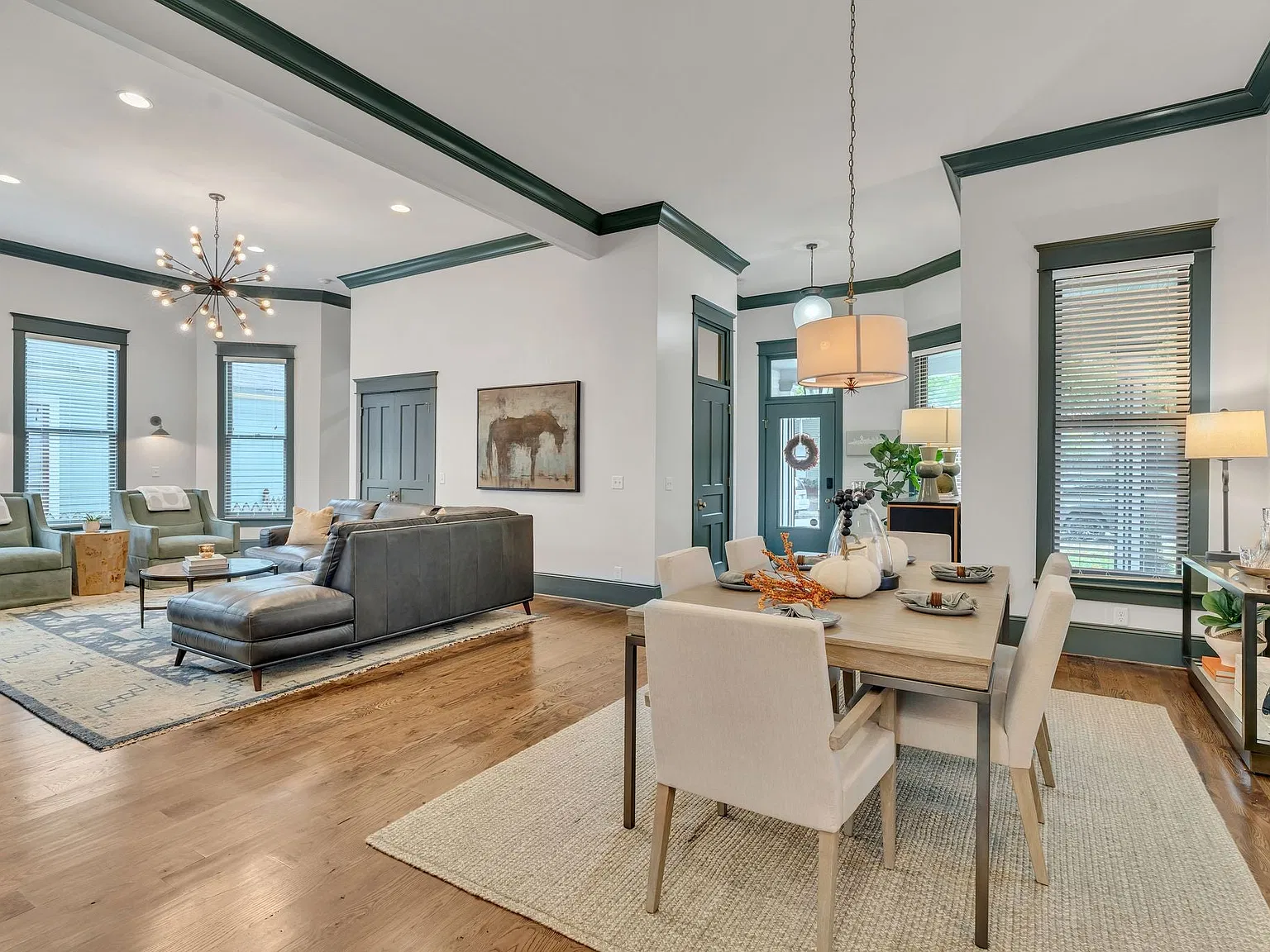 2 bed, 2.0 bath, 1619 sqft, $4,595 — Photo 4