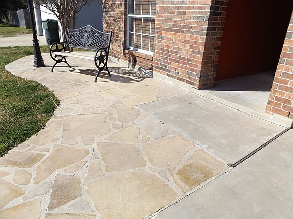 2nd image of 2405 Haven Dr