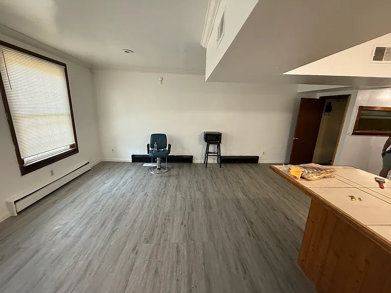 149 Playter St #1 — Photo 2
