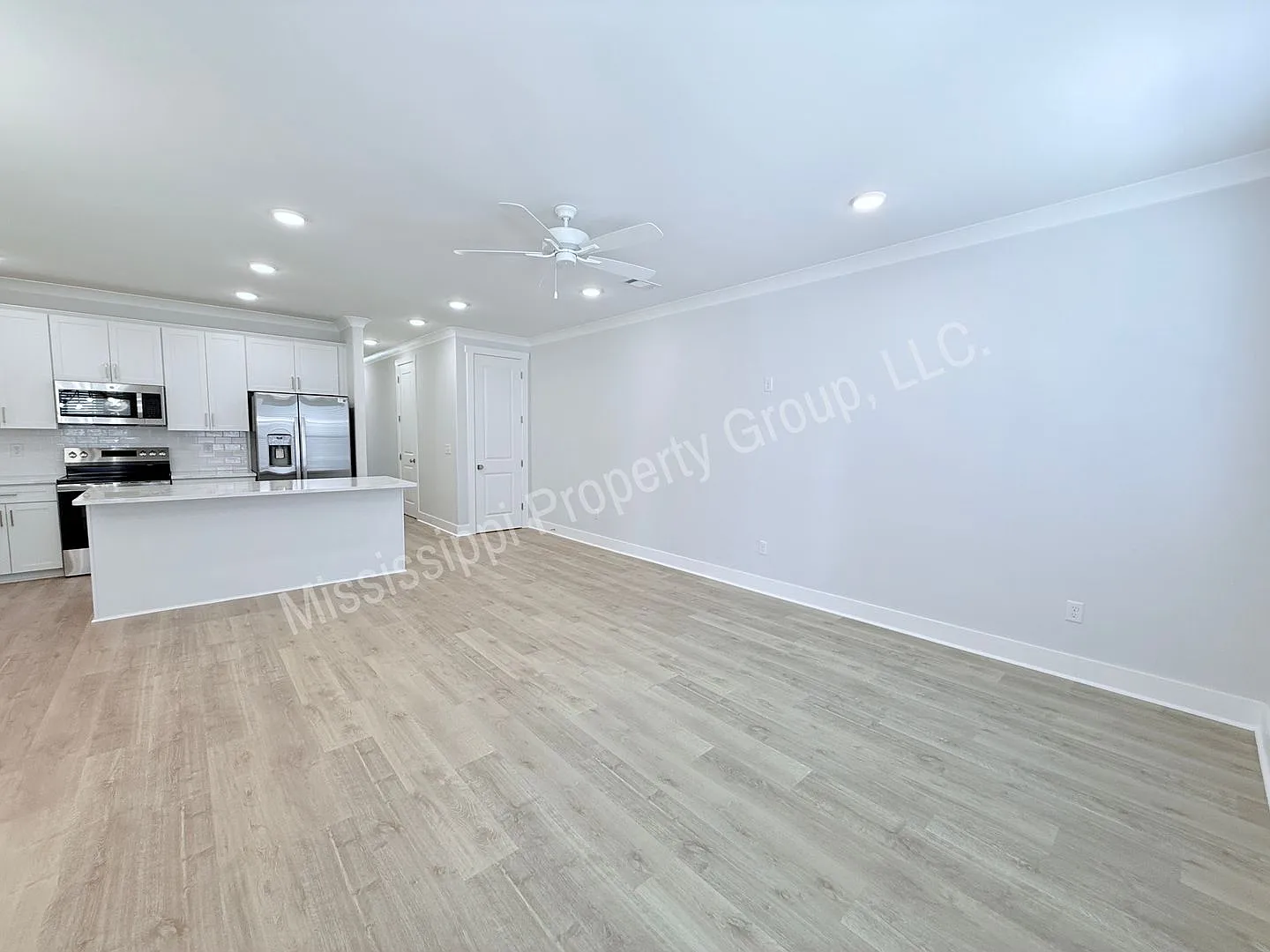 3BR/3.5BA For Rent — Photo 2