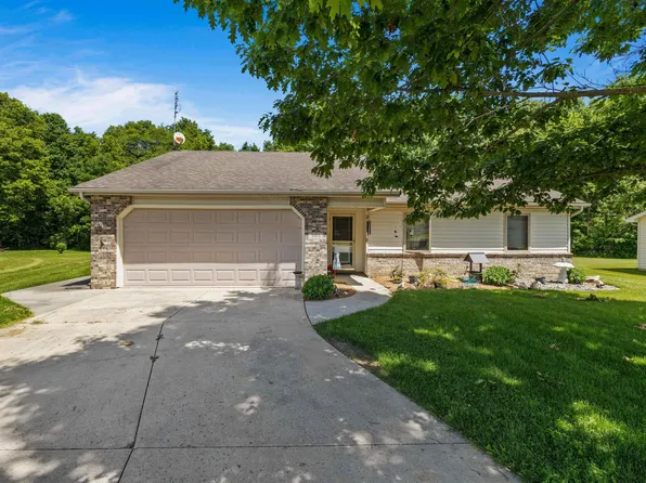 301 Springer Dr, Butler, IN 46721