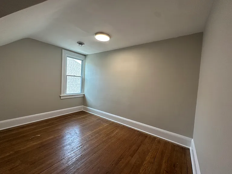 13817 Clifton Blvd #3 — Photo 10