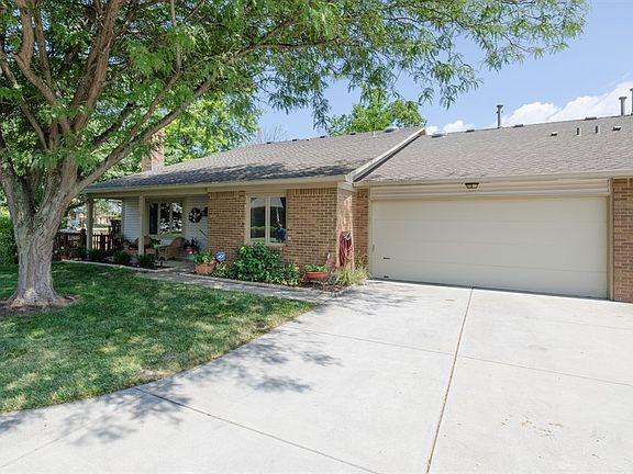 2nd image of 7464 Prairie Lake Dr