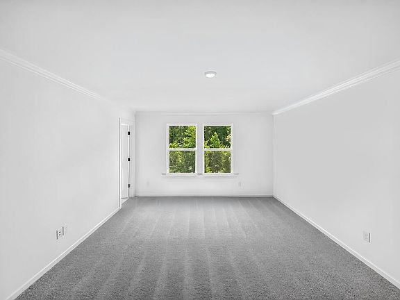 5th image of 331 Sweetbay Tree Dr