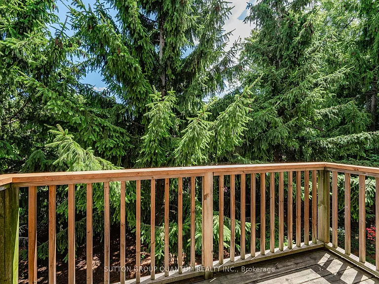 4304 Ingram Cmn — Photo 9