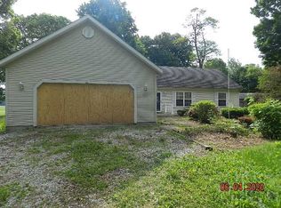 1796 W Maple Ln, Claypool, IN 46510