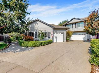 172 Fulton Pl, Windsor, CA 95492