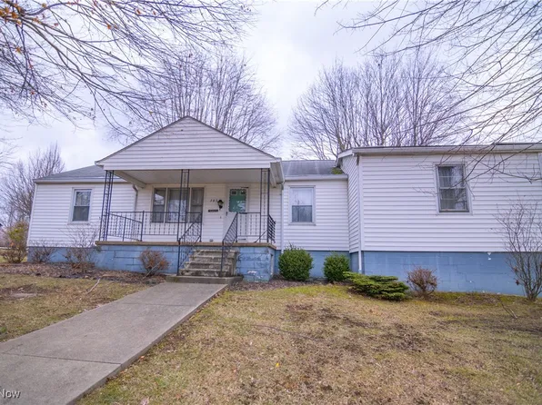 303 Morgantown Ave, Barnesville, OH 43713