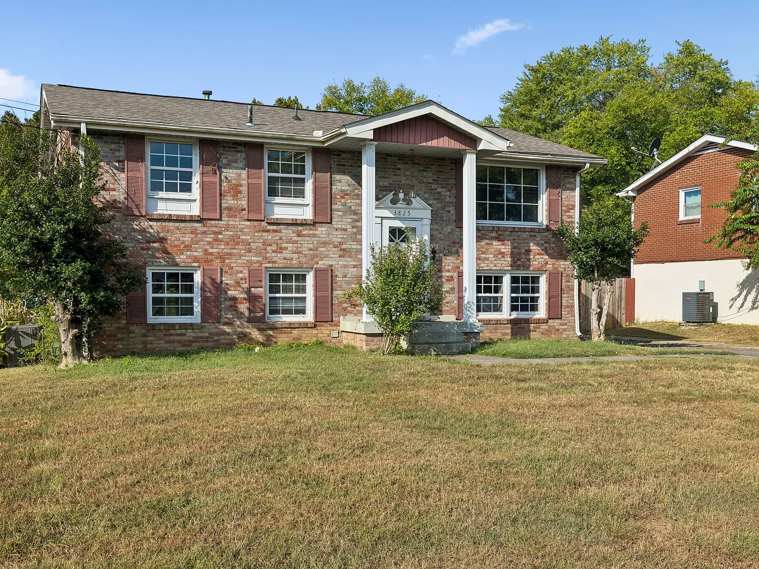 3 bed, 1850 sqft, $2,400 — Photo 4