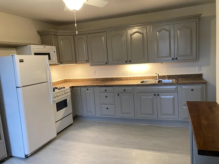 171 Avenue A #41 — Photo 2