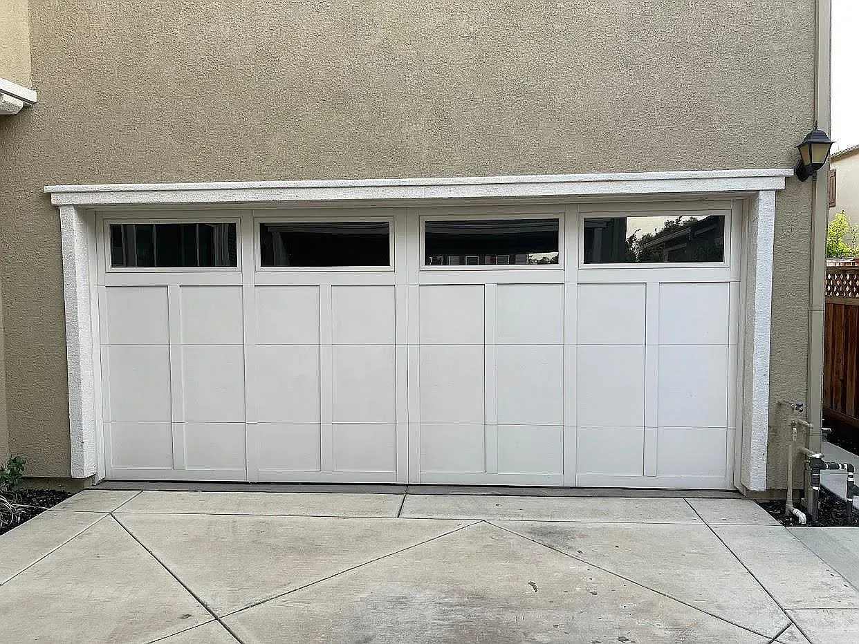 5 bed, 2217 sqft, $3,250 — Photo 3
