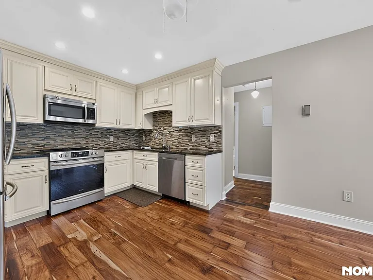 5 Loudon Dr #2 — Photo 11