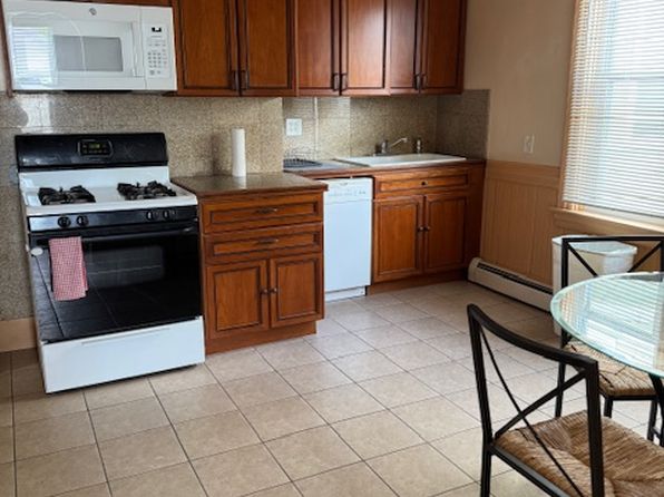 148 De Pasquale Ave #2