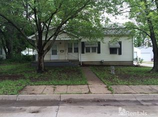 2034 SW High Ave, Topeka, KS 66604