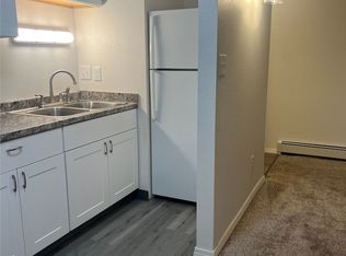 Excellent Pricing on our 1/1's! Off Street Parking, AC, Walkup Private entry!, Colorado Springs, CO 80909