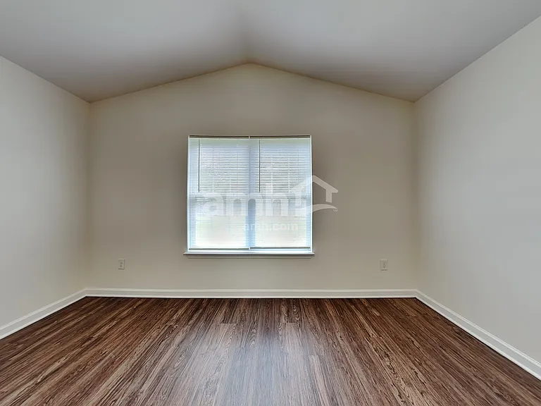 5039 Hogan Point Ct — Photo 9