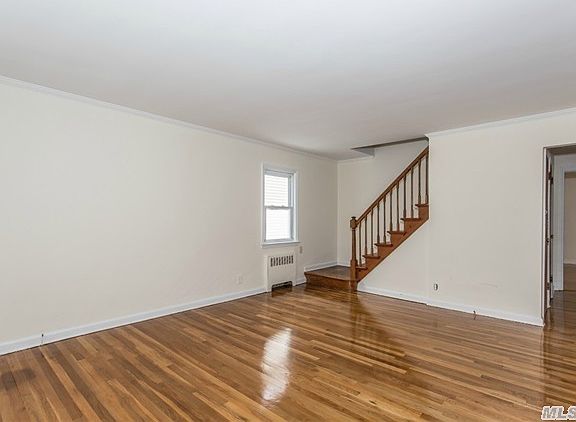 3rd image of 115 Arlington St