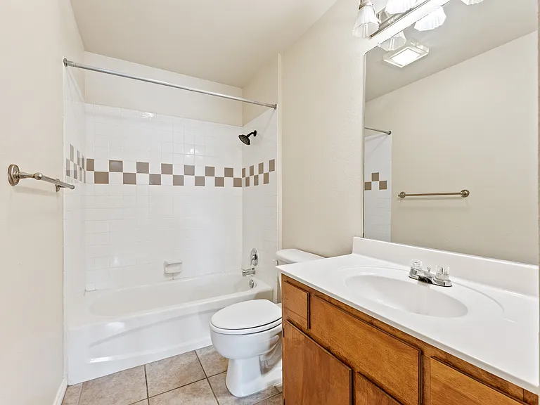 100 Sendero Dr — Photo 7