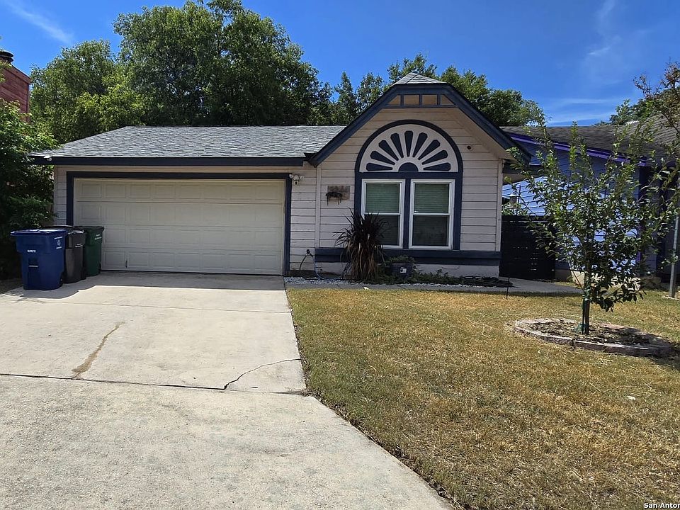 1st image of 3944 heritage hill