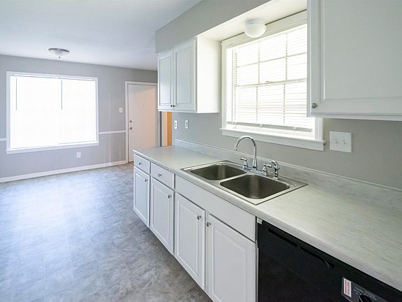 5th image of 4399 Pepper Tree Rd