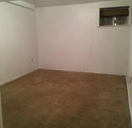4th image of 301 Cottingham Dr