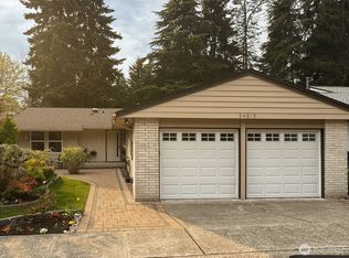 24813 10th Avenue S, Seattle, WA