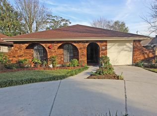 3008 Transcontinental Dr, Metairie, LA 70006