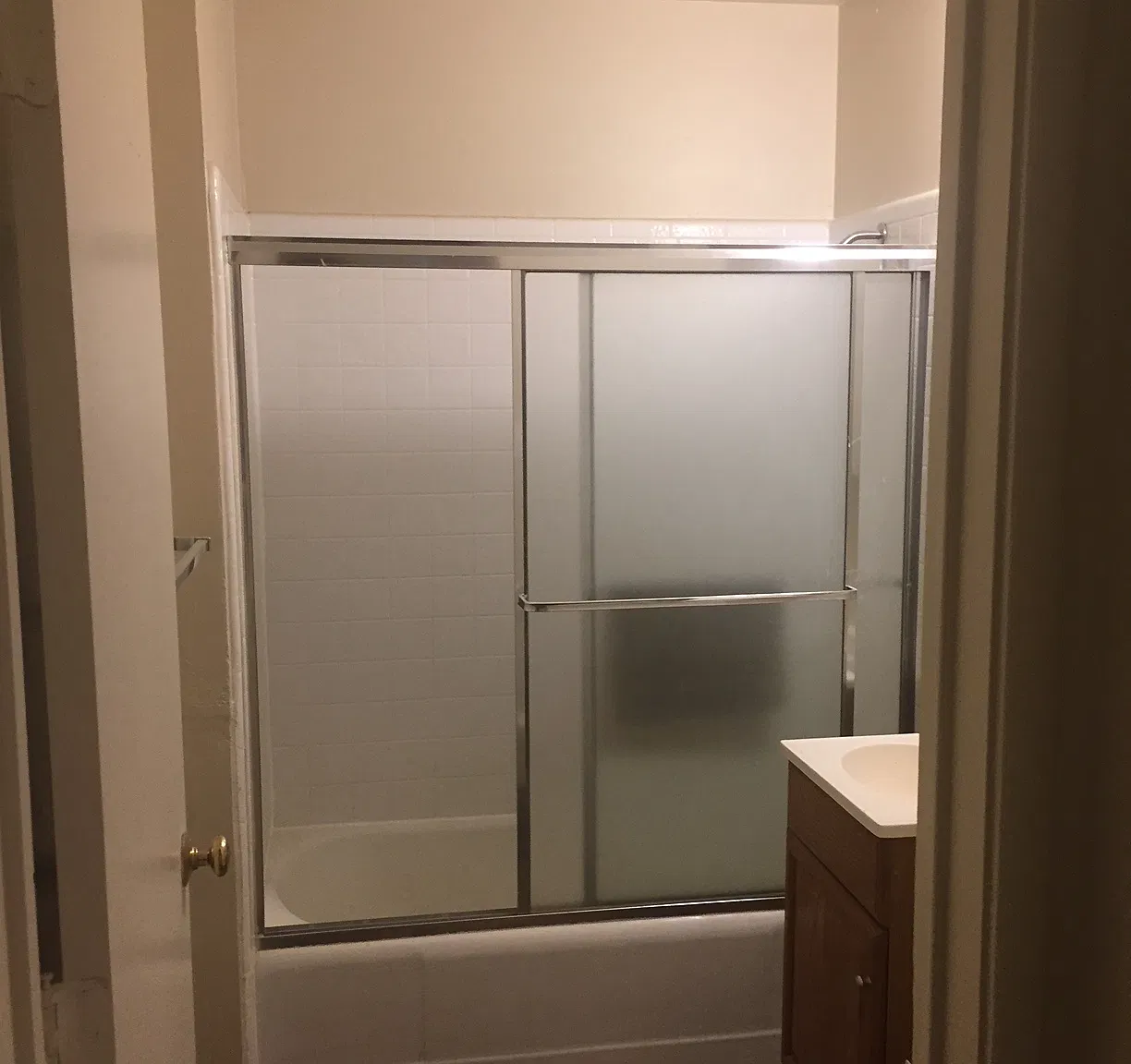 1 bed, 450 sqft, $1,500 — Photo 3