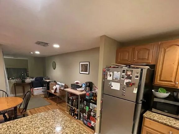 4th image of 85 Brainerd Rd #6