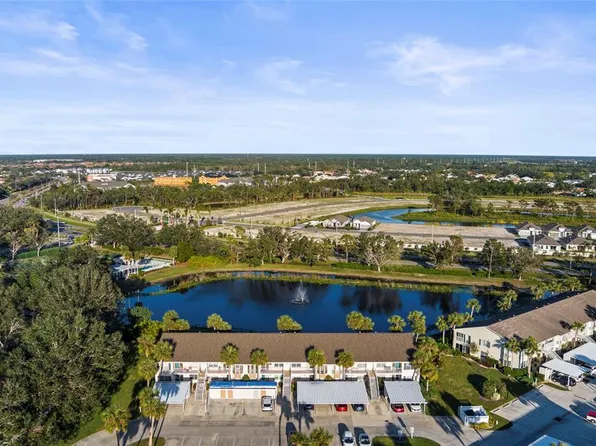 201 Silver Lake Dr Unit 204, Venice, FL 34292
