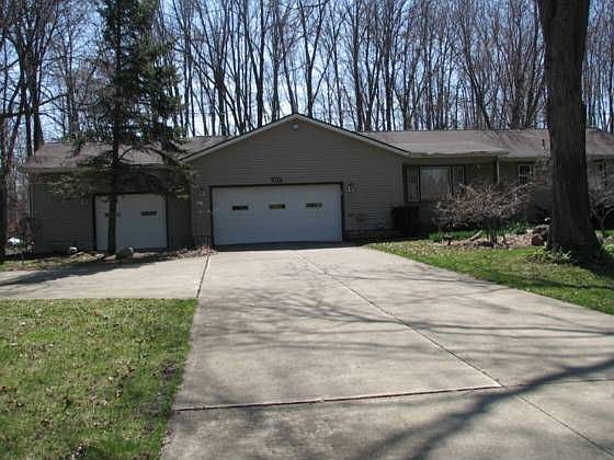 2nd image of 952 Wilshire Dr