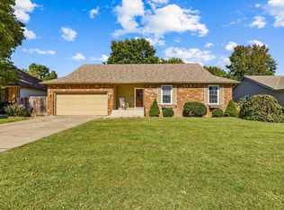 1353 E Woodgate St, Springfield, MO 65804
