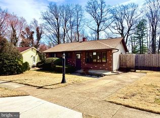 545 Crestpark Dr, Glen Burnie, MD