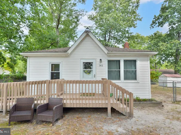 142 Snow Ave, Browns Mills, NJ 08015