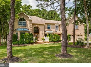 9 Berkshire Dr, Voorhees, NJ 08043