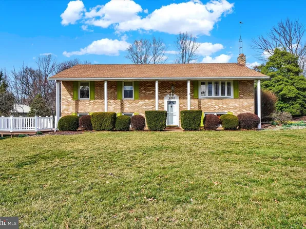 6561 Harmony Grove Rd, Dover, PA 17315