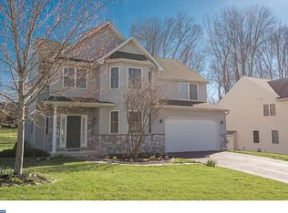 107 Louise Dr, Upper Chichester, PA 19061