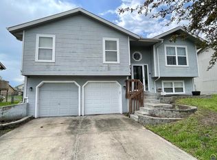 7313 SW 23rd Ter, Topeka, KS 66614