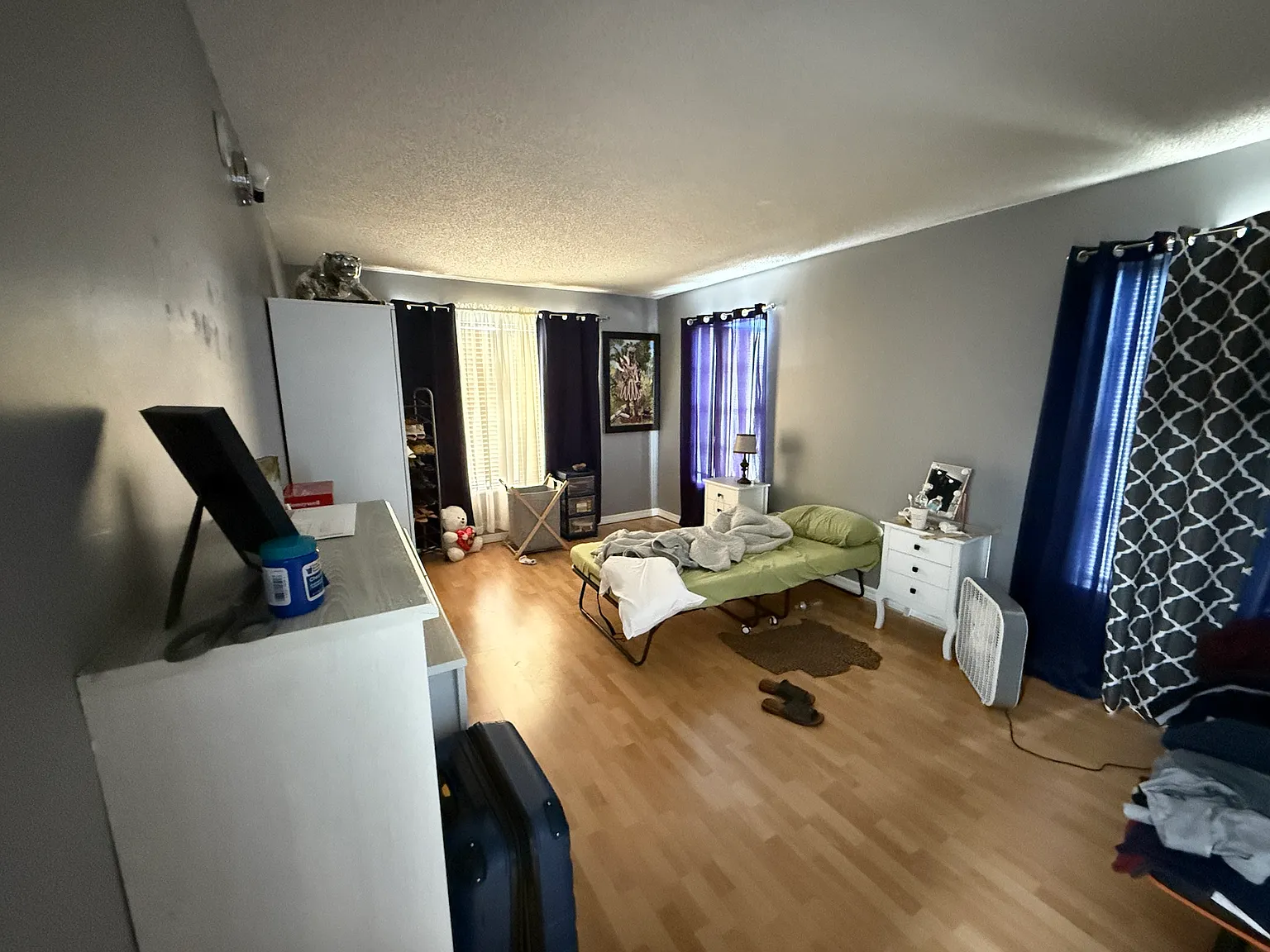 2 bed, 1050 sqft, $2,000 — Photo 4