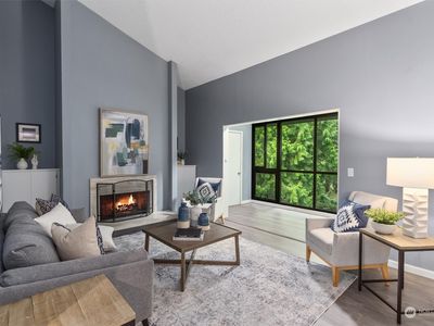 4727 W Lake Sammamish Parkway SE #B305, Issaquah, WA, 98027