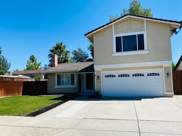 610 Blossom Glen Ct, Gilroy, CA 95020