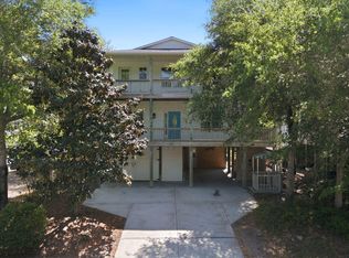 104 SW 28th St, Oak Island, NC 28465