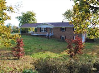 60 Jay Austin Ln, Taylorsville, NC 28681