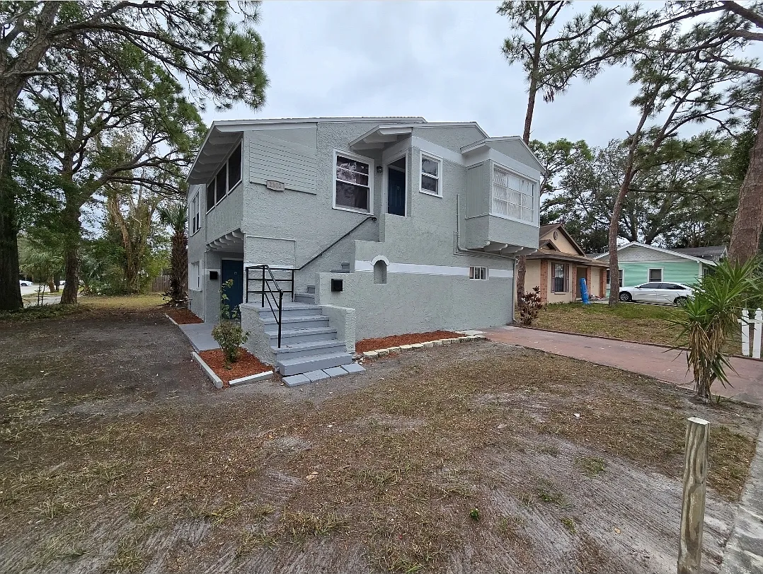 4 bed, 1000 sqft, $750 — Photo 2