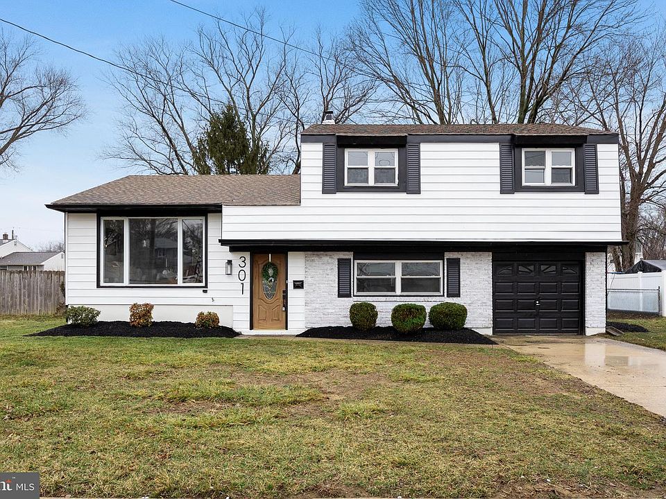 1st image of 301 Cardinal Rd