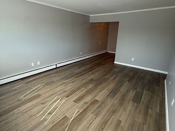 4th image of 725 16th Ave #29