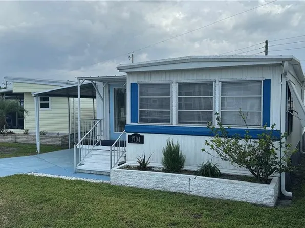 1704 Pennsylvania Ave, Bradenton, FL 34207