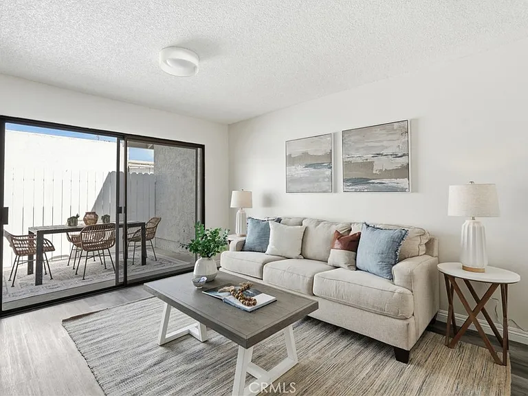 24420 Alliene Ave #3 — Photo 11